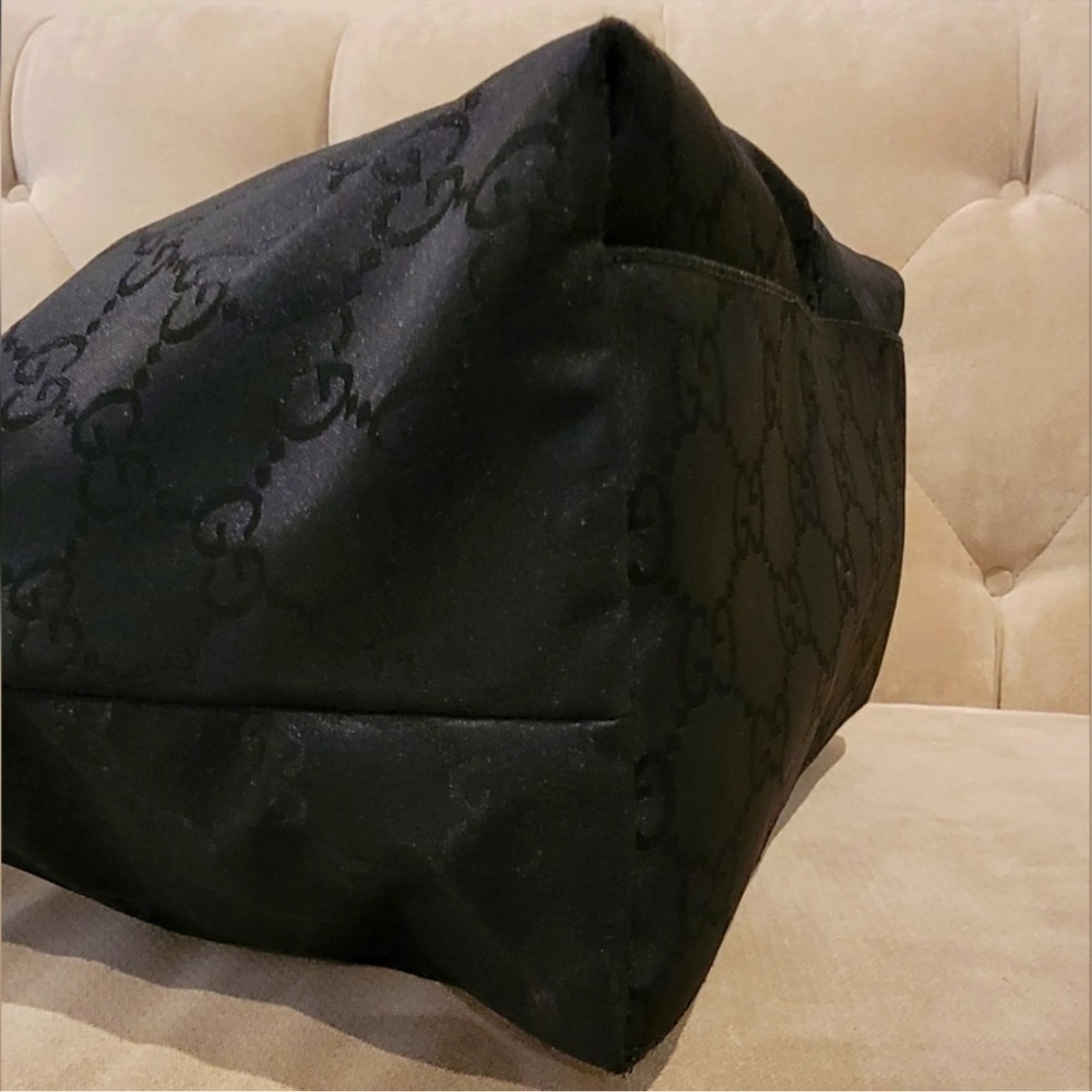 Authentic Gucci Black GG Monogram Nylon Canvas Hobo Vintage Bag. MA199 - Picture 5 of 16